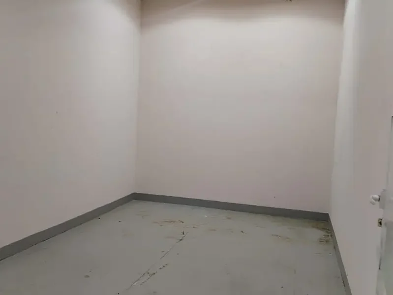SPACIOUS AND SECURE STORAGE WAREHOUSE FOR RENT IN AL QUOZ 4