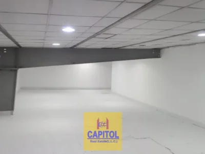 SPACIOUS AND RELIABLE STORAGE UNIT ON MEZZANINE FLOOR IDEAL FOR VARIOUS STORAGE PURPOSES