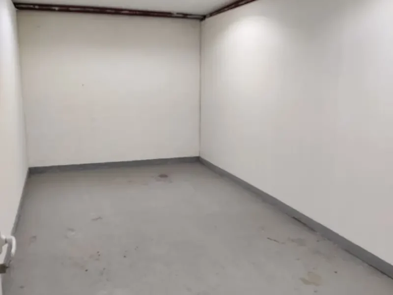 EASY ACCESSIBLE STORAGE UNIT AVAILABLE FOR RENT IN A PRIME LOCATION IN AL QUOZ 3