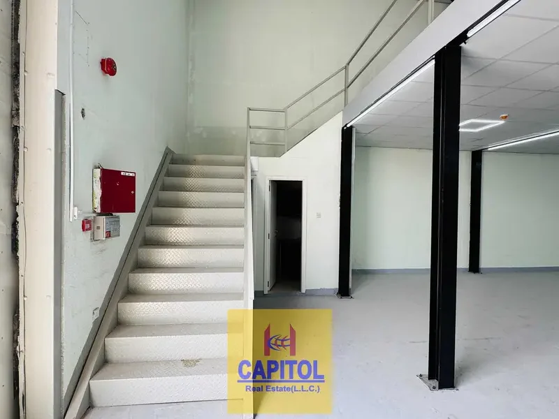EASY ACCESSIBLE STORAGE UNIT AVAILABLE FOR RENT IN A PRIME LOCATION IN AL QUOZ 3