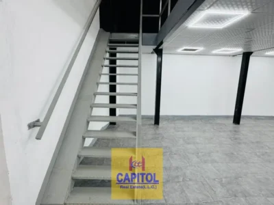 Direct From Owner | MAIN FACING ROAD READ TO MOVE IN FOR ALL ACTIVITY