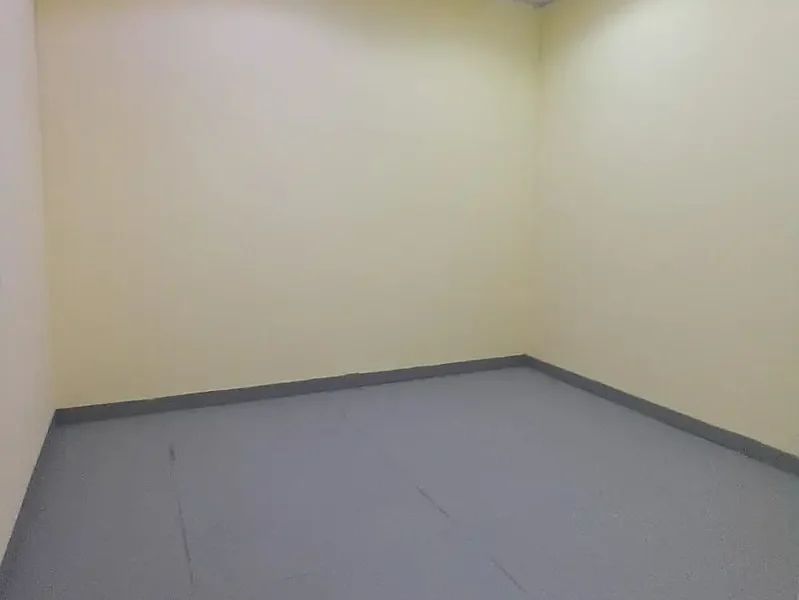 SMALL & ECONOMICAL GROUND FLOOR STORAGE SPACE