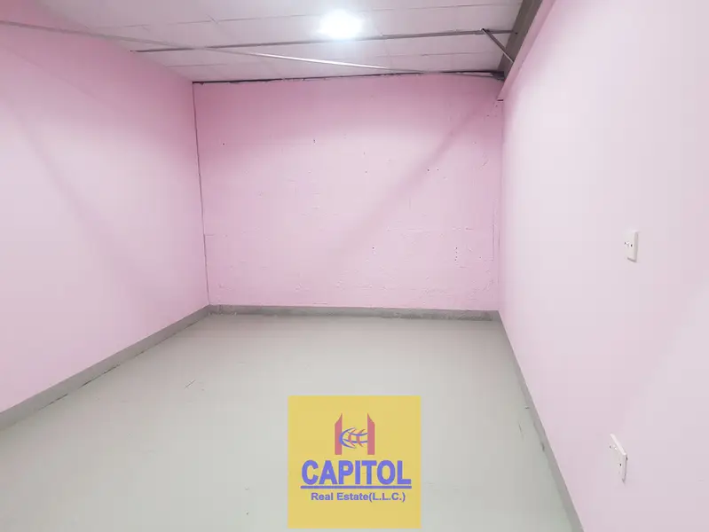 450 sqft on Mezzanine Small Storage Warehouse Al Quoz All Over