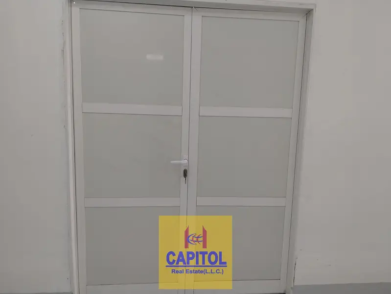 PREMIUM GROUND FLOOR STORAGE UNIT WITH EASY ACCESS AND COMFORTABLE STORAGE SPACE