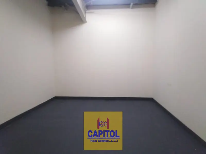 WAREHOUSE IN PRIME LOCATION 202SQFT ON MEZZANINE