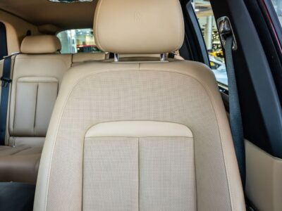 2020 ROLLS ROYCE CULLINAN BLACK BADGE KEYVANY 6.75L 12 Cylinders Red Beige SUV