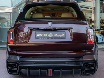 2020 ROLLS ROYCE CULLINAN BLACK BADGE KEYVANY 6.75L 12 Cylinders Red Beige SUV