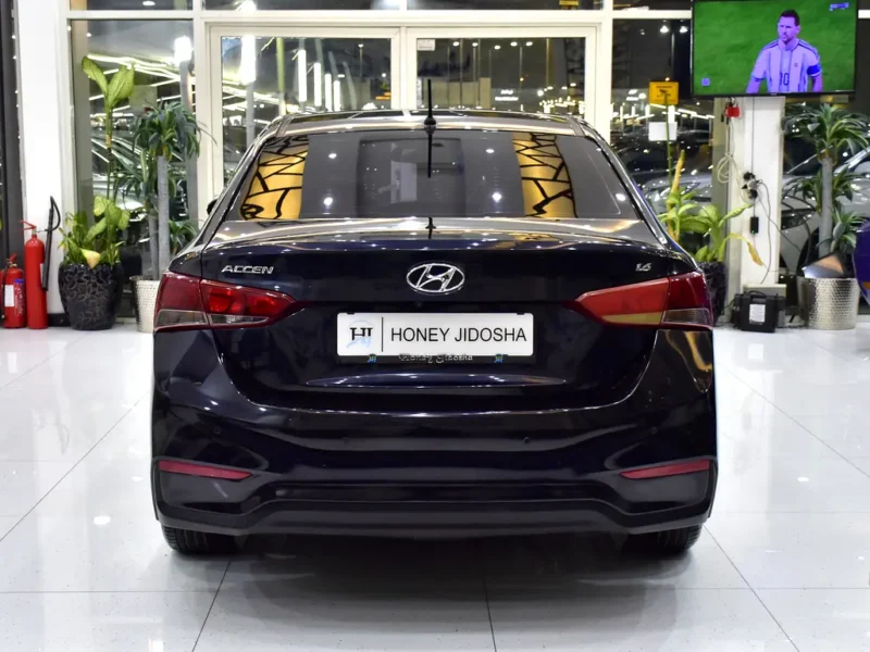 2020 Hyundai Accent GLS 4 Cylinders Petrol Engine Blue Black Sedan GCC Specs Automatic