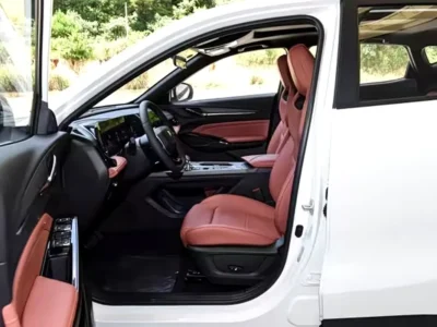 2026 Changan X5 Plus Pioneer 4 Cylinders Petrol Engine White Red SUV Chinese Specs