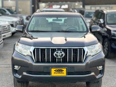 2022 TOYOTA PRADO TXL 4.0 Litres V6 Petrol Engine Black Beige SUV GCC Specs Automatic
