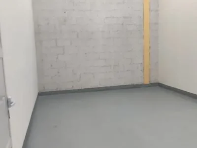 Al Quoz 4 225 SQFT READY TO MOVE STORAGE WAREHOUSE AVAILABLE FOR RENT