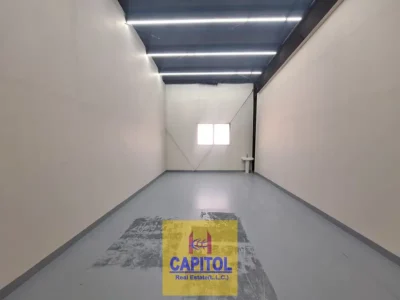 590 sqft Economical Storage Warehouse in Al Quoz Industrial 4 without Ejari