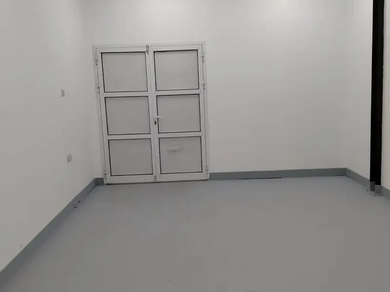 360 sqft Move in Anytime Warehouse - Individual Storage Space on Ground - Available for Rent