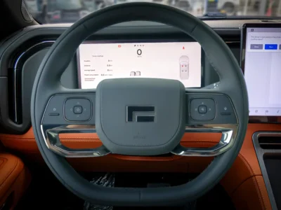 2026 Rox 01 VIP Edition 4 Cylinders Plug-in Hybrid Engine Black Orange SUV Chinese Specs