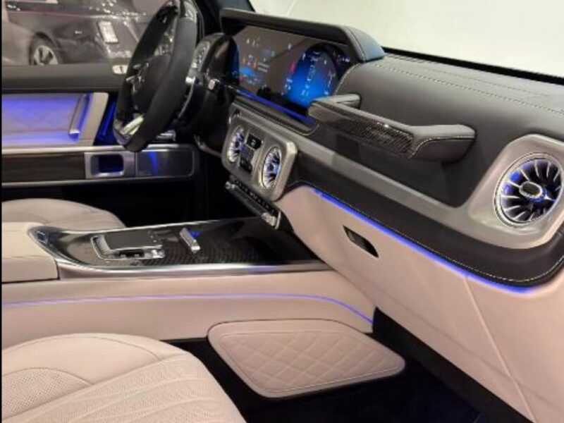 2026 Mercedes-Benz G 63 AMG 4.0-liter Twin-Turbo V8 Petrol Engine Blue Beige SUV GCC