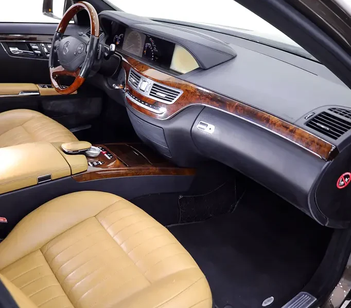 2011 Mercedes-Benz S-Class S 500 8 Cylinders Petrol Engine Brown tan Sedan GCC Specs FULLY LOADED