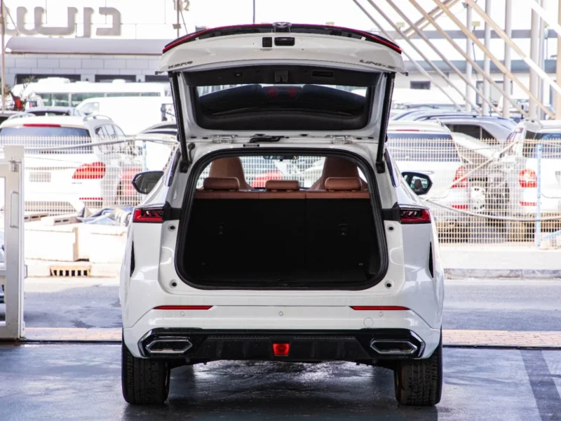 2026 Changan UNI‑Z 1.5 Litres Turbo 4 Cylinders Hybrid Engine White Brown SUV Chinese Specs