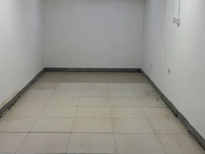315 sqft TOP TIER STORAGE WAREHOUSE / STRATEGIC LOCATION AVAILABLE