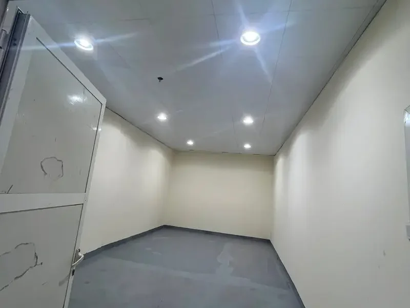 Al Quoz 4 600 SQFT GROUND FLOOR STORAGE WAREHOUSE AVAILABLE FOR RENT