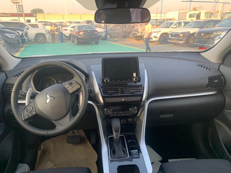 2026 Mitsubishi Eclipse Cross 1.5L turbocharged 4 Cylinders Petrol Engine Silver Grey SUV GCC