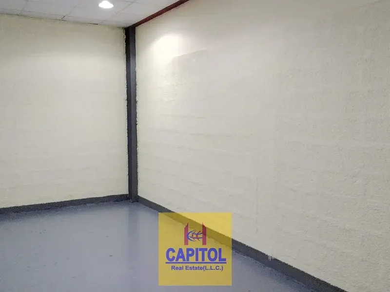 Al Quoz Spacious 900 Sq. Ft. Warehouse For Rent | Secure | Easy Loading | Ready Now In Al Quoz 3