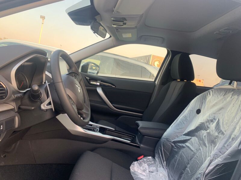 2026 Mitsubishi Eclipse Cross 1.5L turbocharged 4 Cylinders Petrol Engine Silver Grey SUV GCC