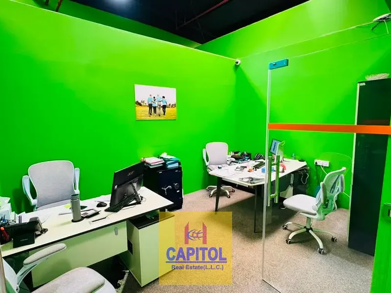 Al Quoz 4060 SQFT DIRECT FROM OWNER PRIME LOCATION IN AL QUOZ INDUSTRIAL AREA 4