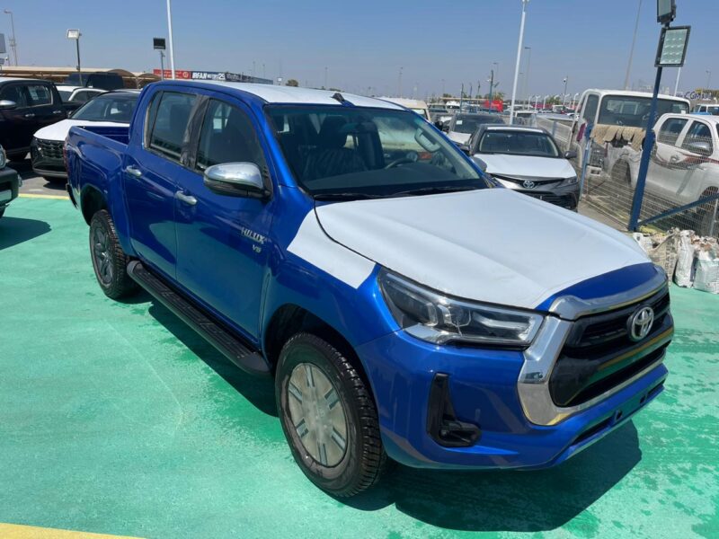 2026 Toyota Hilux 2.4 Litres 4 Cylinders Diesel Engine Blue Black Pickup Truck GCC Specs