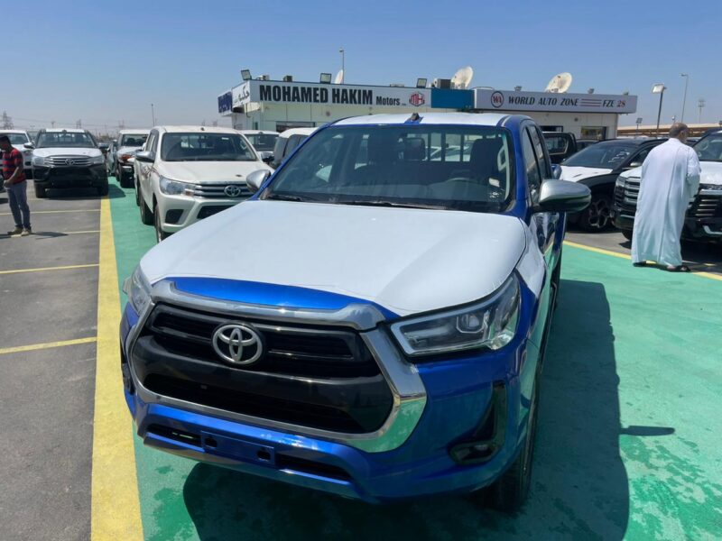 2026 Toyota Hilux 2.4 Litres 4 Cylinders Diesel Engine Blue Black Pickup Truck GCC Specs