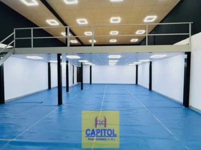 Al Quoz 2200 SQ FT Brand New Warehouse for Rent in Al Quoz only 165000 Per Year