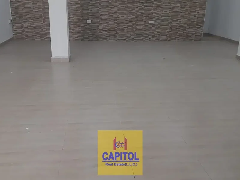 PREMIUM MAIN-ROAD WH#1050 SQFT OFFERING EASY CUSTOMER ACCESS-MODERN 60/60 CEILING DESIGN