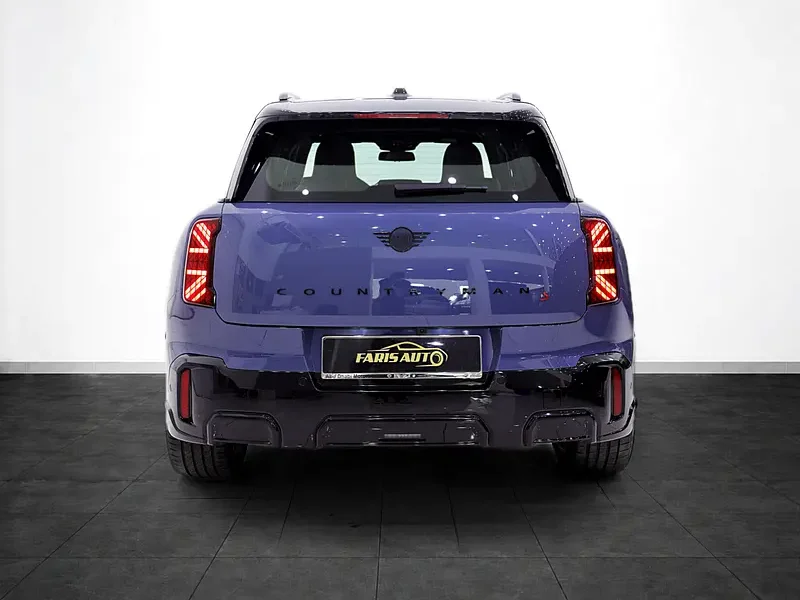 2025 MINI Countryman S 4WD 4 Cylinders Engine Blue Black SUV GCC Specs JOHN COOPER WORKS