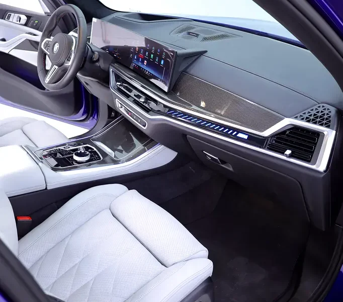 2025 BMW X5 M60i xDrive 8 Cylinders Petrol Engine Blue White Luxury SUV GCC Specs Automatic