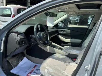 2026 Honda Civic 2.0 Litres 4-Cylinder Petrol Engine Grey Beige Sedan GCC Specs Automatic