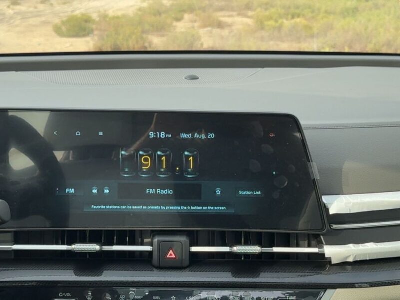 2025 KIA SPORTAGE 1.5 Litres 4 Cylinders Petrol Engine Grey White SUV Chinese Specs Automatic