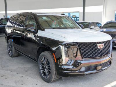 2025 Cadillac Escalade SPORT PLATINUM 6.2 Litres 8 Cylinders Petrol Engine Black Grey SUV