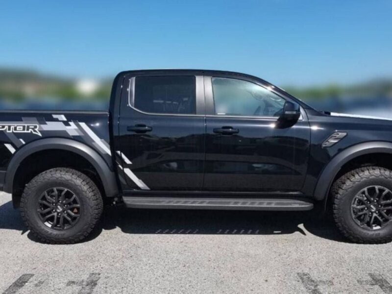 2026 Ford Ranger Raptor 3.0-liter twin-turbocharged EcoBoost V6 Engine Black Pickup Truck