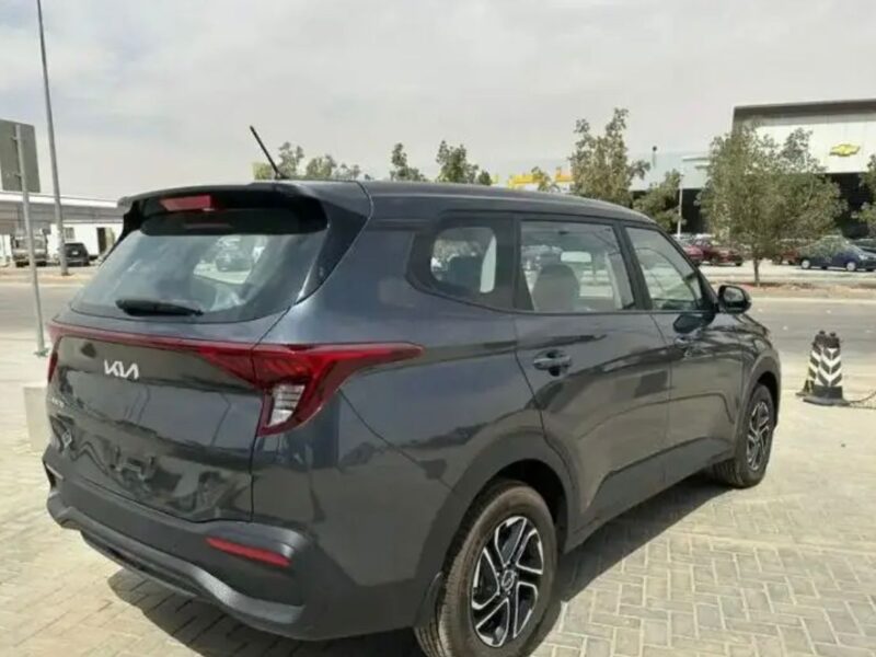 2026 Kia Carens 1.5L Naturally Aspirated 4 Cylinders Petrol Engine Grey Beige SUV GCC Specs