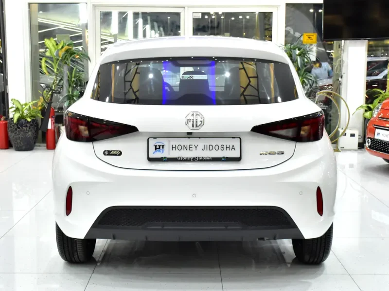 2025 MG MG3 Comfort 4 Cylinders Petrol Engine White Black Hatchback GCC Specs Automatic