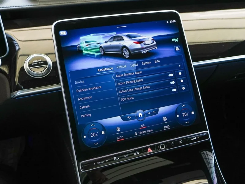 2022 Mercedes-Benz S580e 3.0 Litres Turbocharged 6 Cylinders Hybrid Engine White Black Sedan