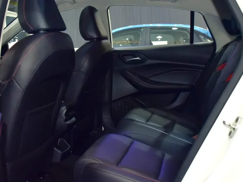 2024 MG GT Luxury 4 Cylinders Petrol Engine White Black Sedan Chinese Specs Automatic