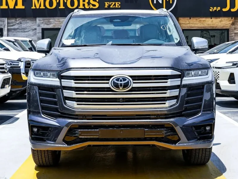 2025 Toyota Land Cruiser VXR 4.0 Litres 6 Cylinders Petrol Engine Grey Beige SUV GCC Specs