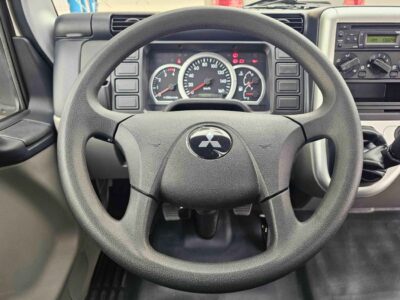 2026 Mitsubishi Fuso Canter CARGO 4.2L DIESEL 6 Cylinders Engine White Black Truck GCC