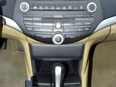 2012 Honda Accord EX 4 Cylinders Petrol Engine White Beige Sedan GCC Specs Automatic