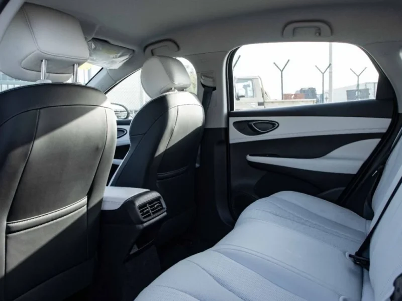 2025 BYD Seal 05 STANDARD STD DMi 55km 1.5 Litres 4 Cylinders Hybrid Engine White Grey Sedan