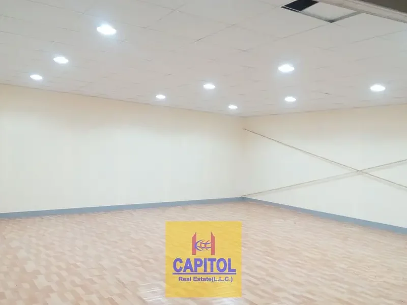Al Quoz Industrial Area 2, 750 sq. ft Mezzanine Floor Cheapest Warehouse in Al Quoz