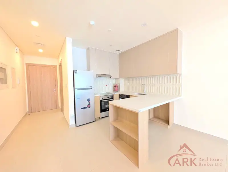542 sqft Weybridge Gardens Amazing Amenities | Brand New | Big Layout