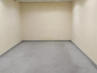 250 sqft Al Quoz 4 LOW-BUDGET STORAGE SPACE FOR SMALL BUSINESS