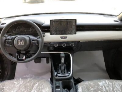 2026 Honda HR-V 2.0-liter Inline 4-Cylinder Petrol Engine White Beige SUV Automatic GCC Specs