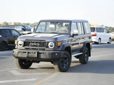 2026 Toyota Land Cruiser 70 LC76 LX 4.0 Litres 6 Cylinders Petrol Engine Grey Beige SUV GCC Specs